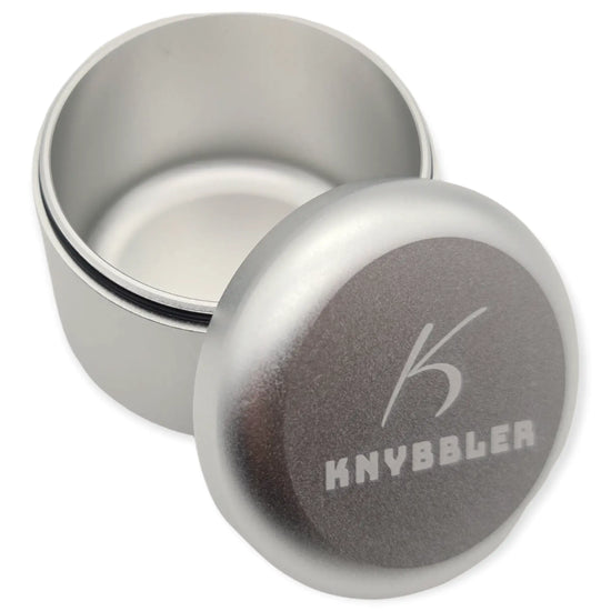 Knybbler's Cannapuck 2.0 Metall Dose ø55x46mm (silber) Knybbler